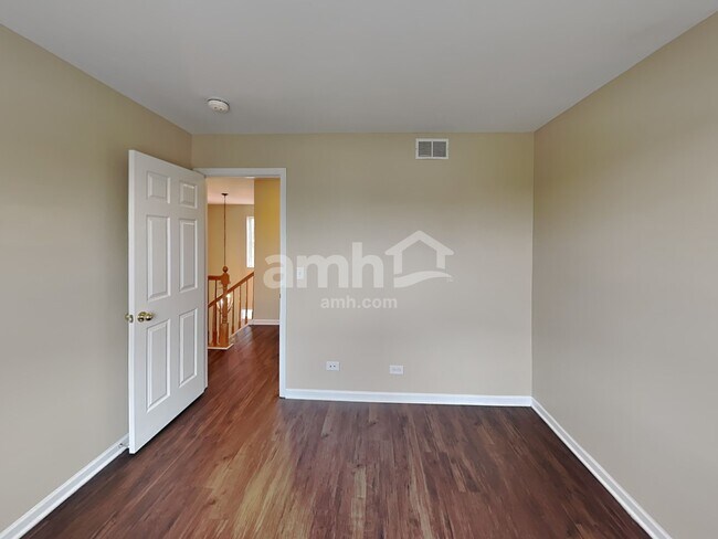 Building Photo - 2476 Deer Point Dr