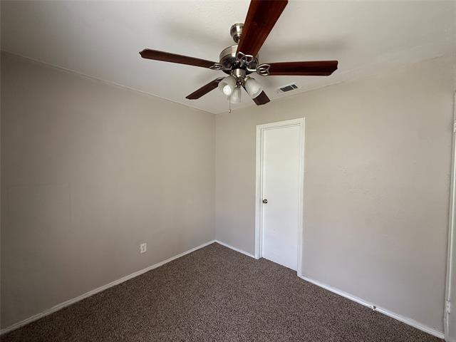 Building Photo - 9839 Glengreen Dr