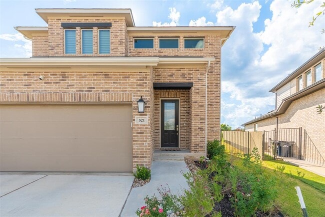 Building Photo - 521 Calmo Ct