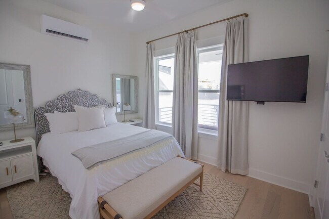 Building Photo - 141 Valdare Ln