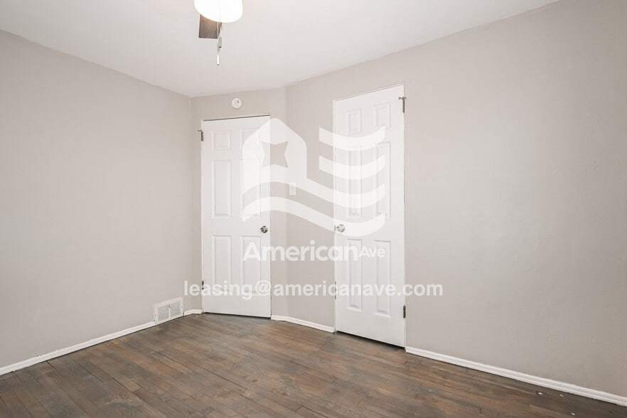 Building Photo - 125 Scott Rd