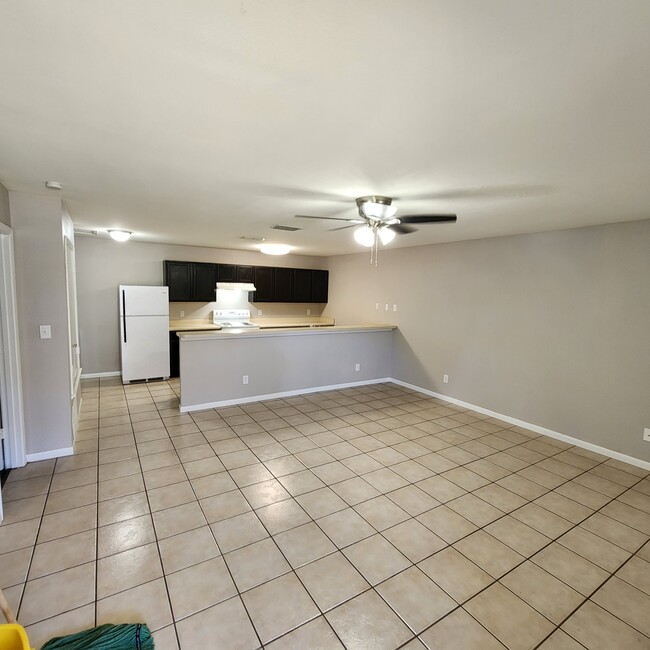 Building Photo - Deer Park Apartments - 1407