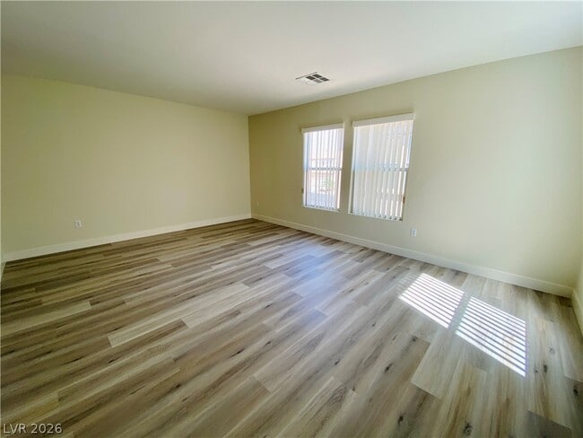 Building Photo - 6158 Dutch Windmill Ave