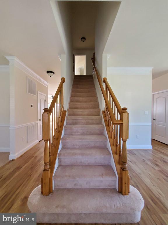 Building Photo - 233 Kanter Dr