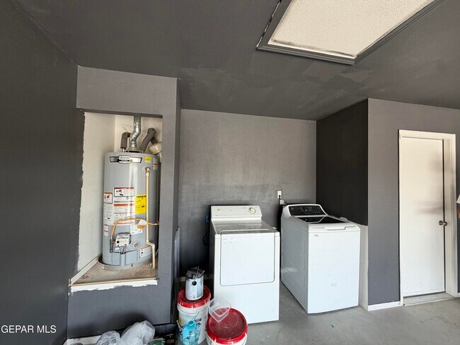 Building Photo - 14343 Armando Silva Dr