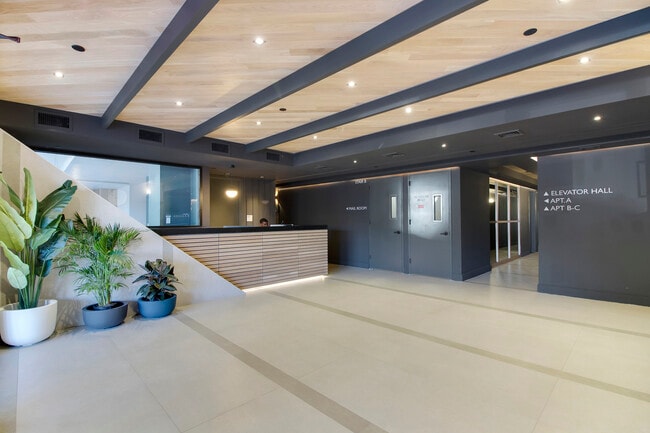 Building Photo - 1326 Ocean Ave