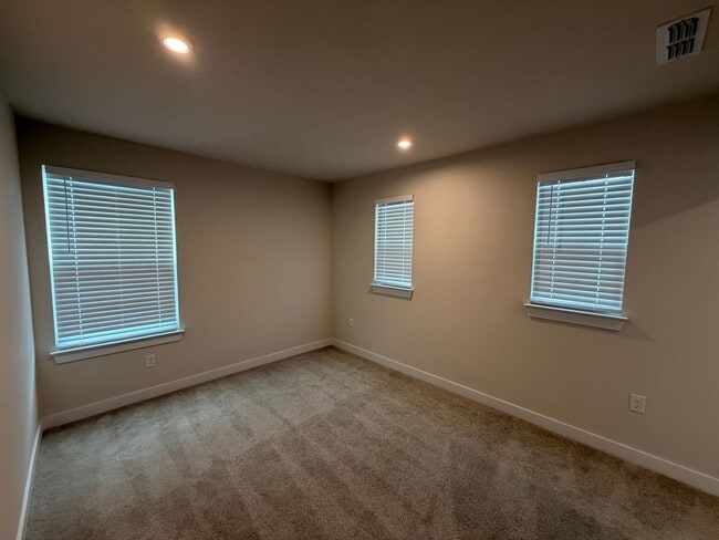 Building Photo - Available Now in Smyrna! **4 Bedrooms | 2.5 Bathrooms | Office/Flex Room | 2-Car Garage**