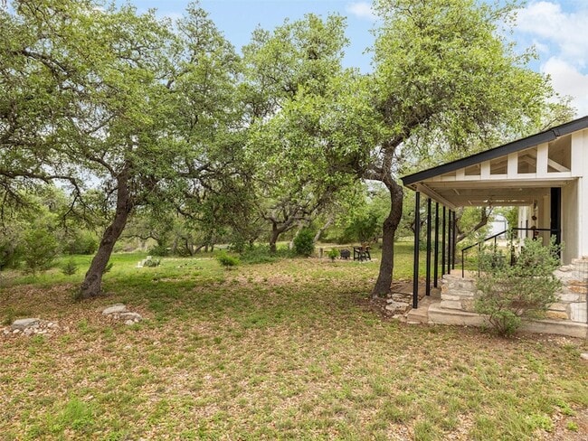 Building Photo - 2591 Spring Valley Dr