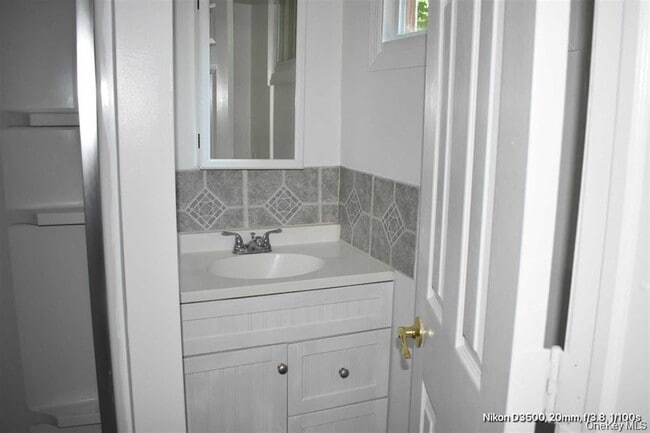 Building Photo - 571 South St