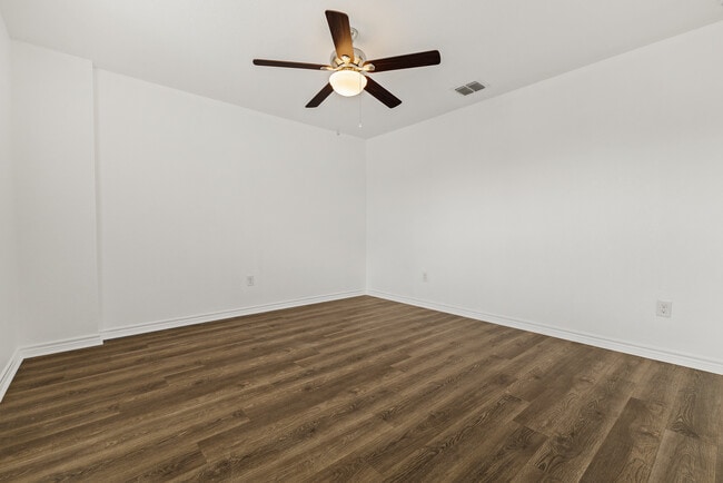 Building Photo - 11427 Arabette