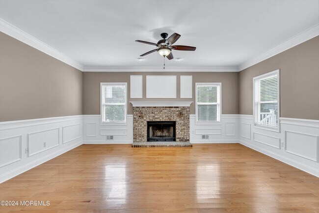 Building Photo - 1562 Priscilla Ct