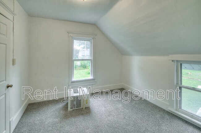 Building Photo - 3940 Arbor St