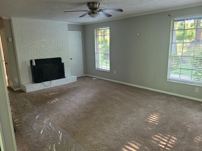 Building Photo - 164 N Ballard Dr