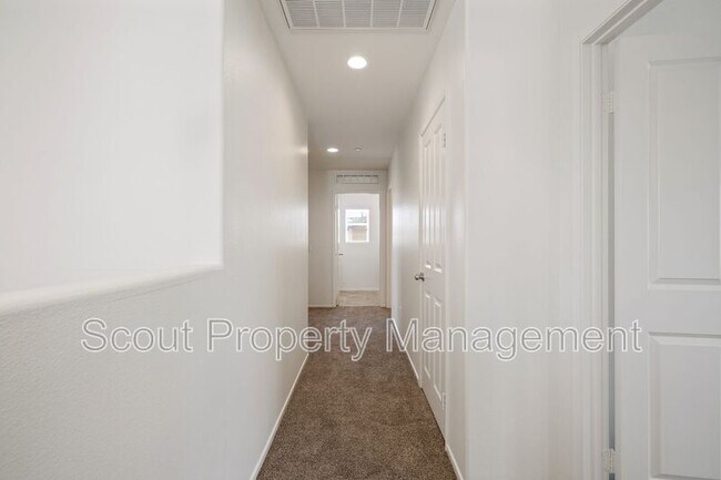 Building Photo - 29308 Abelia Ln