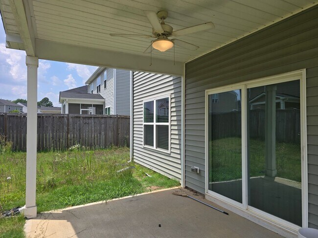 Building Photo - 76 Saddle Oaks Ln