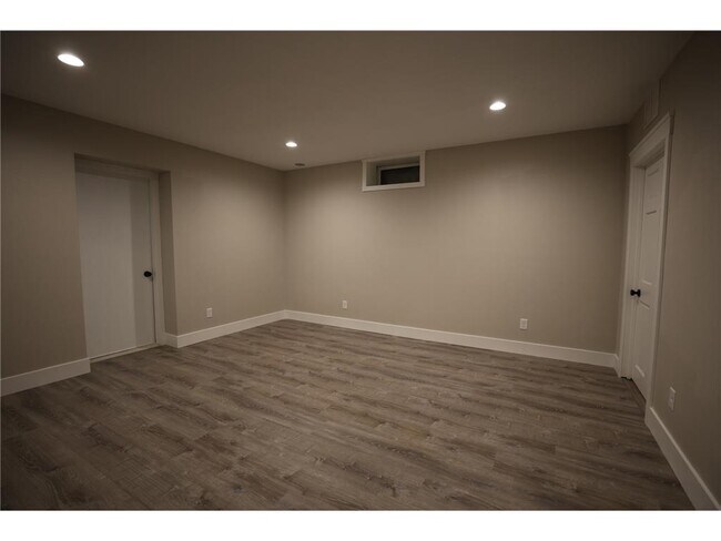 Building Photo - 3305 200th St W