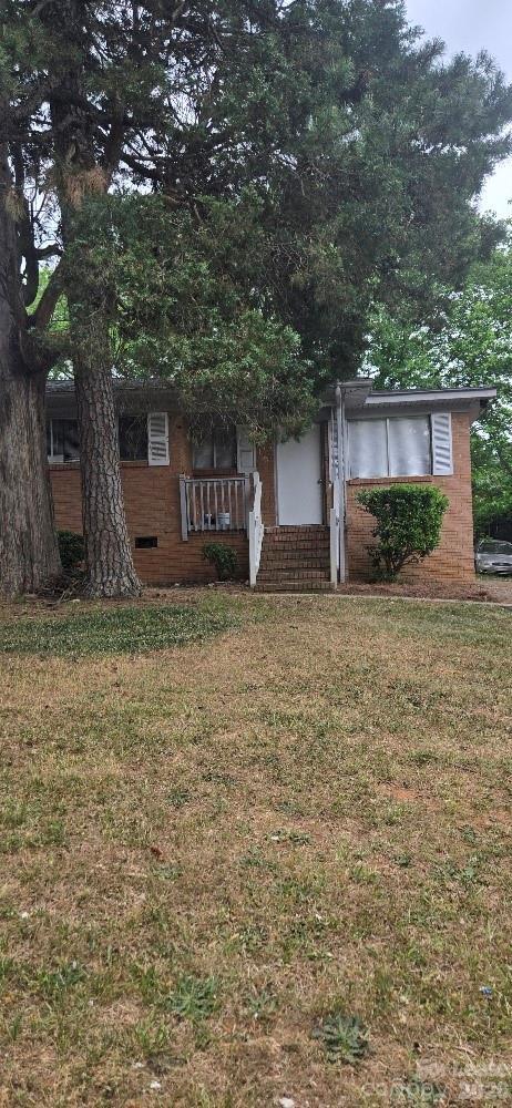 Building Photo - 1801 Darbrook Dr
