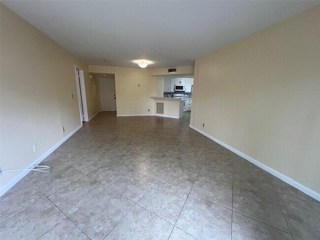 Building Photo - 8977 Wiles Rd