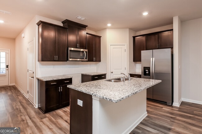 Building Photo - 5110 Glade Park Dr