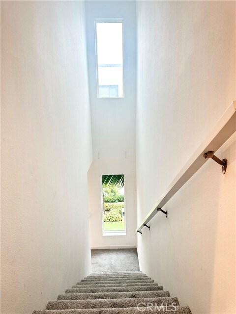 Building Photo - 126 Schick