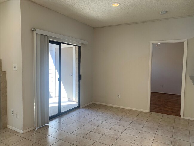 Building Photo - 2710 Grants Lake Blvd