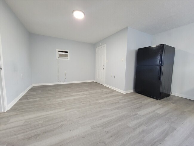 Building Photo - 3115 Havner Ln