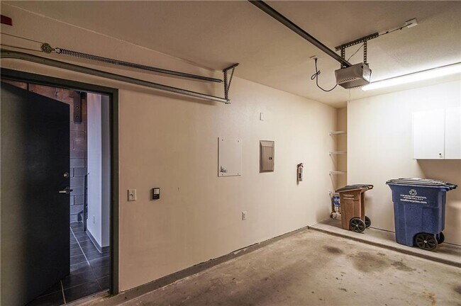 Building Photo - 4801 S Congress Ave