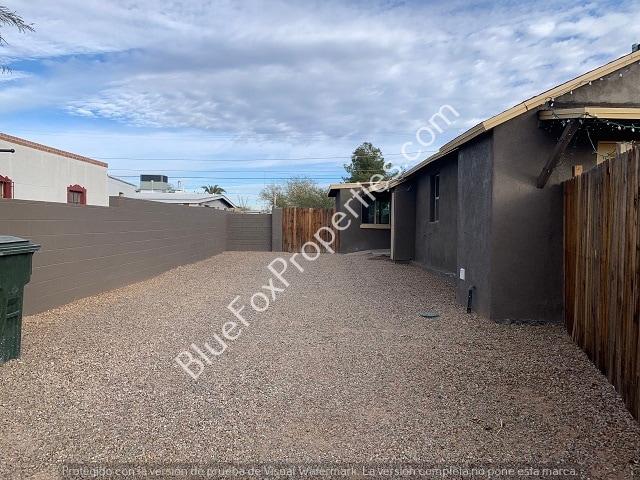 Building Photo - 216 W Pennsylvania Dr