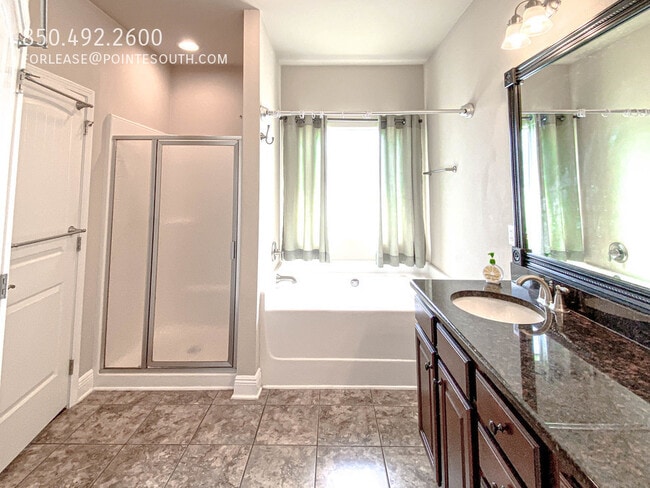 Building Photo - 609 Royal Troon Cir