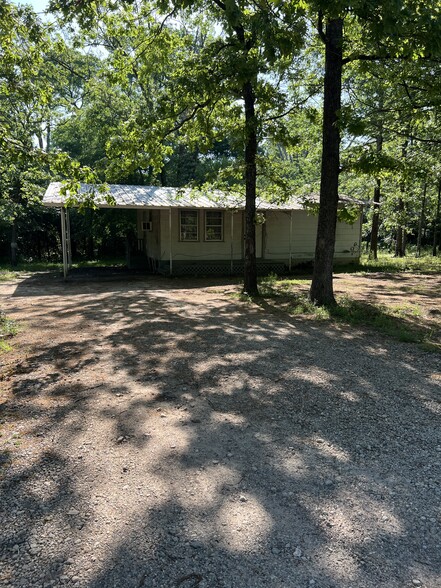 Building Photo - 420 RS County Rd 3333