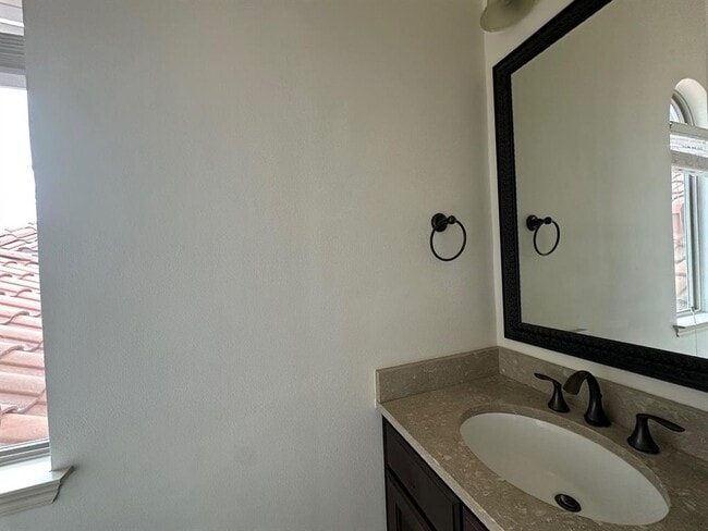 Building Photo - 906 Madison Fork Dr