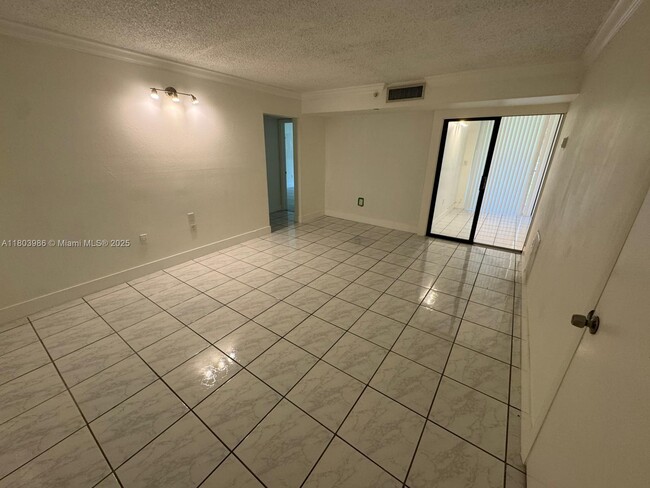 Building Photo - 8650 SW 133rd Avenue Rd