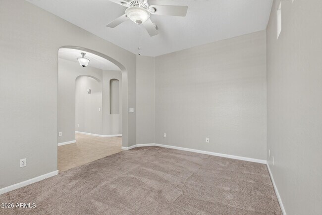 Building Photo - 10639 W Alex Ave