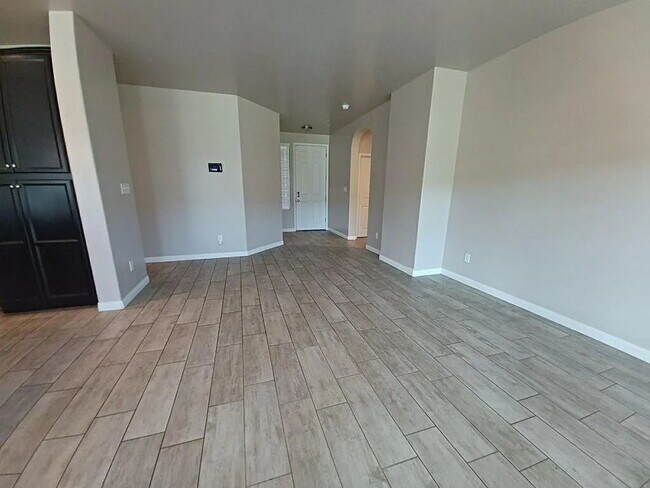 Building Photo - "Experience Spacious Living: 3-Bed Oasis with 4 Full & 5 Half Baths in Idyllwild!"