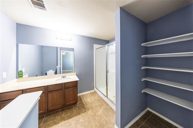 Building Photo - 1203 Rainer Dr
