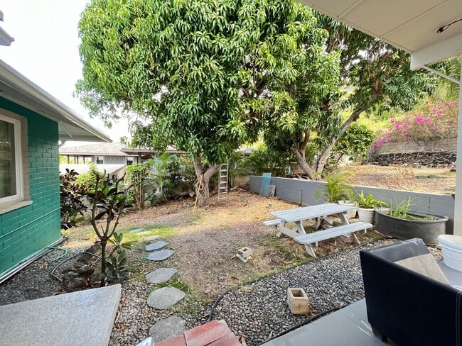 Building Photo - 5411 Opihi St