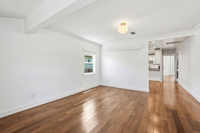 Building Photo - Beautiful Spacious 3-bedroom 2-Bath Home in Berkeley!