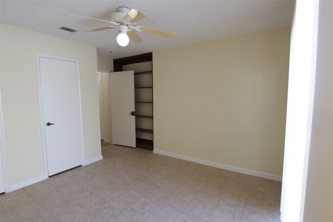 Building Photo - 4415 Bugle Rd