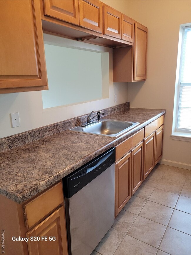 Building Photo - 268 Ruth Ct