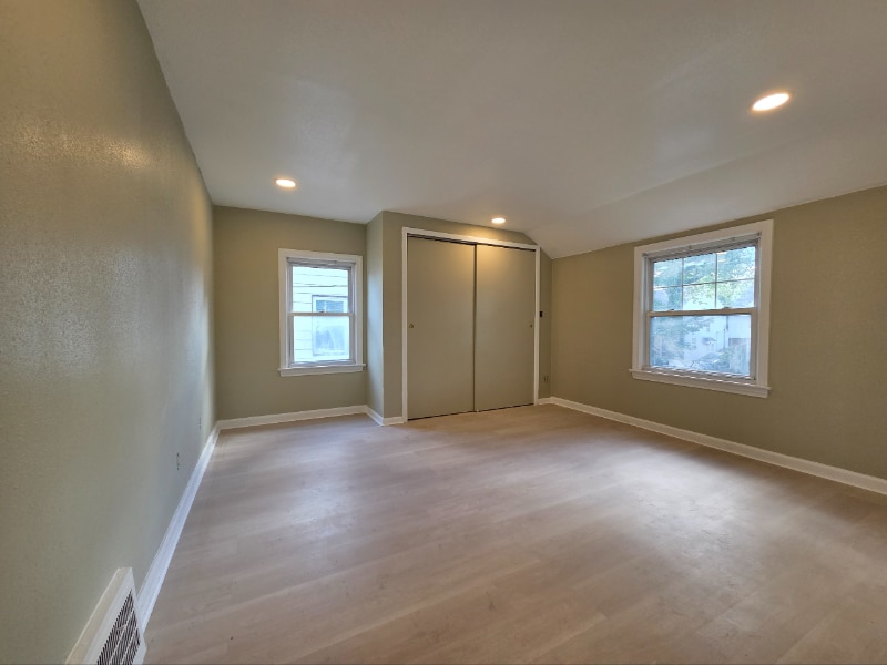 Building Photo - 4057 Bushnell Rd