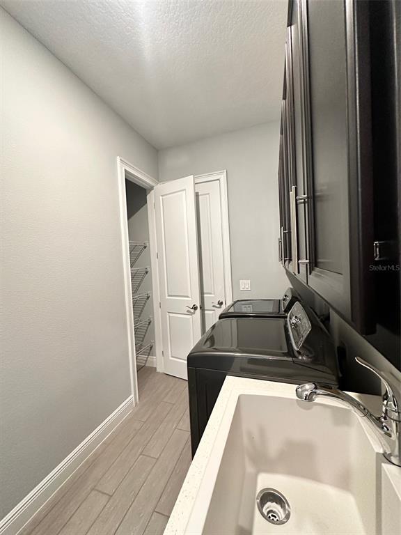 Building Photo - 7944 Chilton Dr