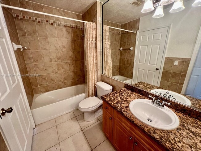 Building Photo - 3858 Coral Tree Cir