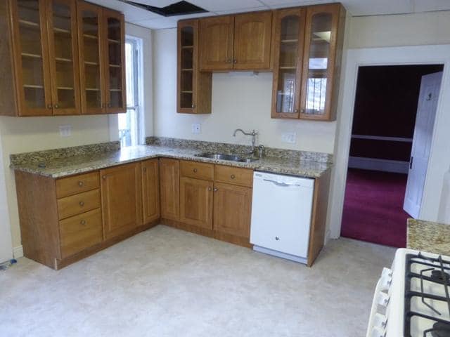 Building Photo - 40 E Ellsworth Ave