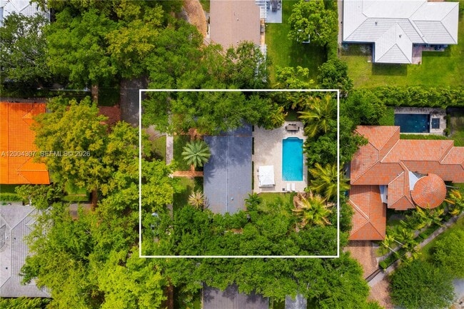 Building Photo - 1029 Mariposa Ave