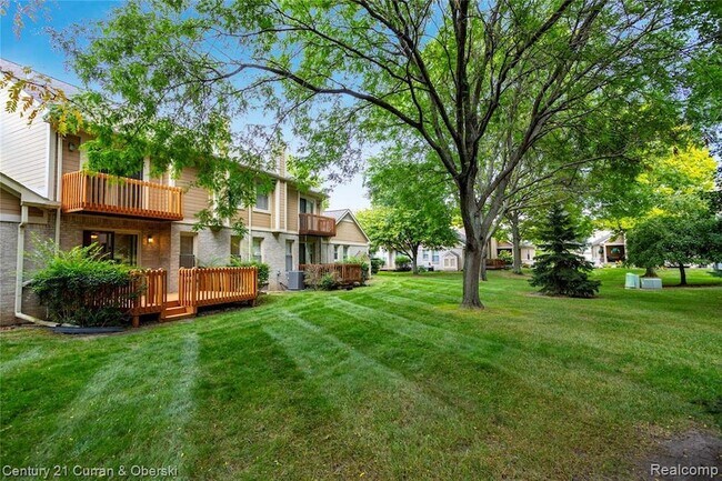 Building Photo - 9429 Westwind Dr