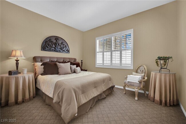 Building Photo - 1004 Golden Age Ct
