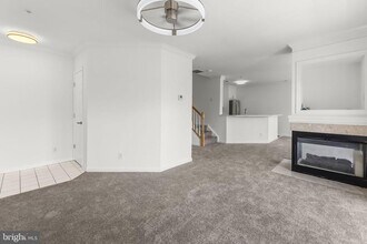 Building Photo - 45490 Whistling Terrace