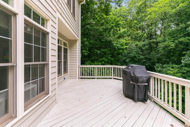 Building Photo - 11426 Summer House Ct
