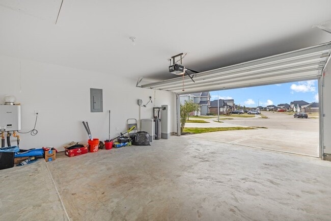 Building Photo - 4903 Pne Hvn Ln