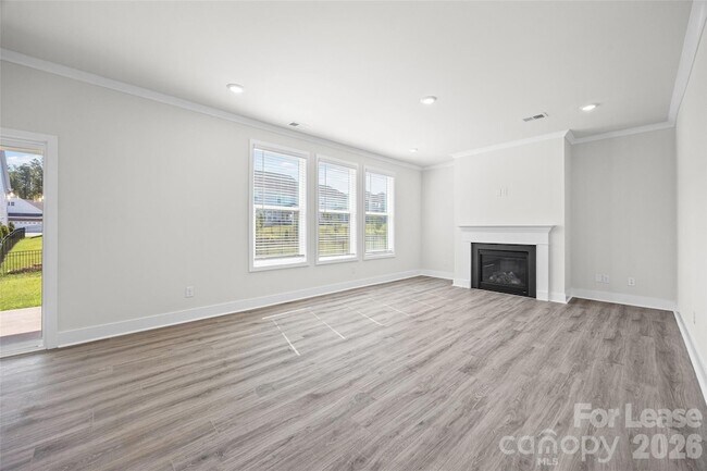 Building Photo - 541 Mahogany Rd